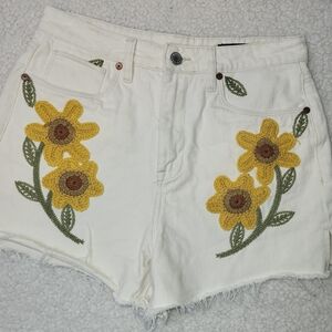 Blank‎ NYC The Reeve Denim Shorts Women's Size 28 Sunflowers Happy